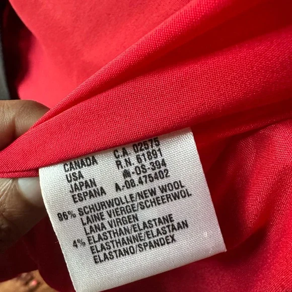 ESCADA MARGARETHA LEY VINTAGE BLACK BLAZER RED TRIM RED INTERIOR DETAILS - Picture 5 of 9